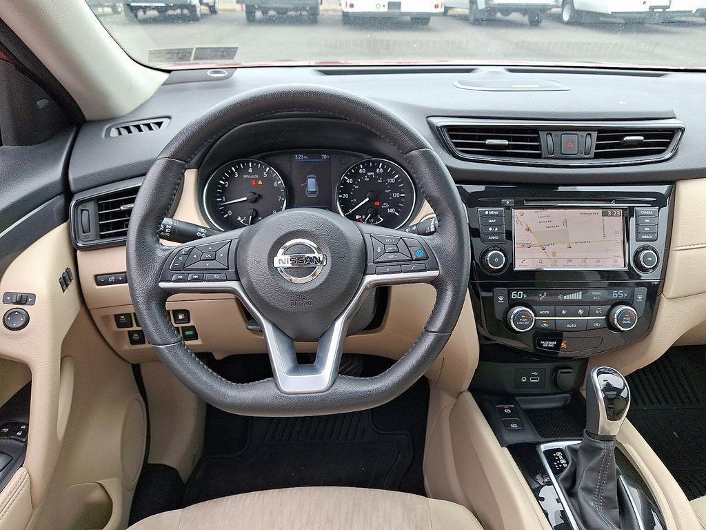 used 2019 Nissan Rogue car, priced at $18,559