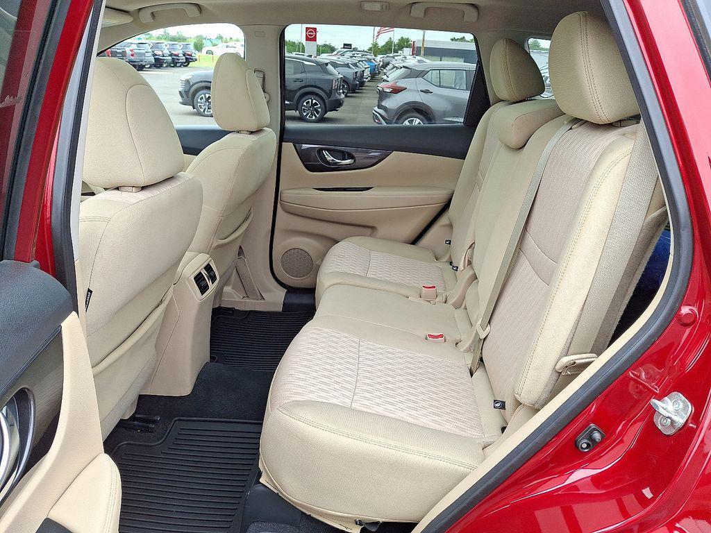 used 2019 Nissan Rogue car, priced at $18,559