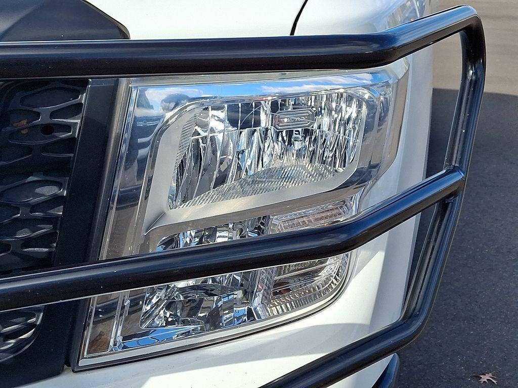 used 2017 Nissan Titan car, priced at $25,999