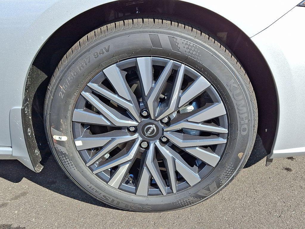 new 2025 Nissan Altima car, priced at $27,665