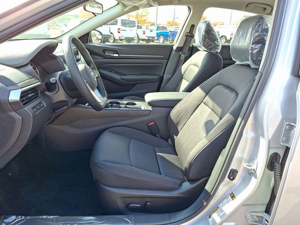 new 2025 Nissan Altima car, priced at $27,665