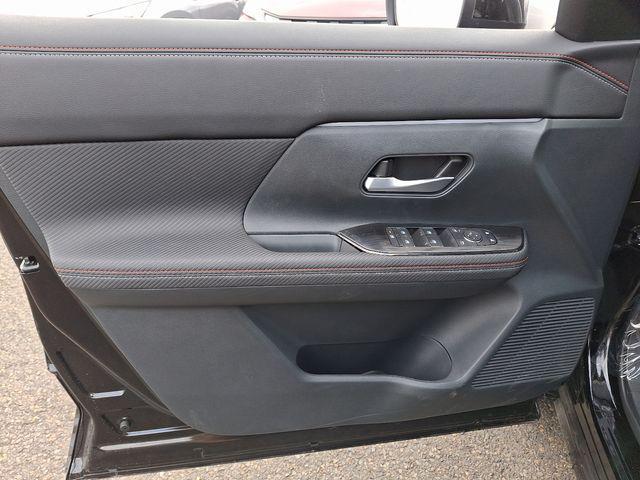 new 2025 Nissan Kicks car, priced at $29,510
