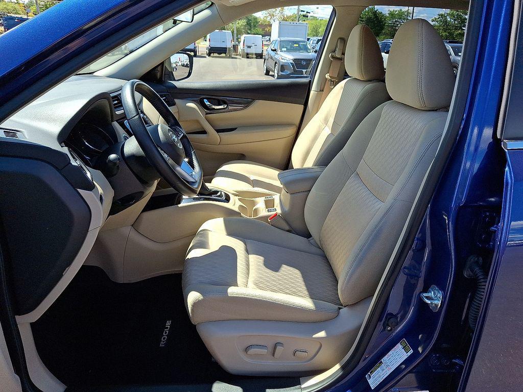 used 2020 Nissan Rogue car, priced at $19,877