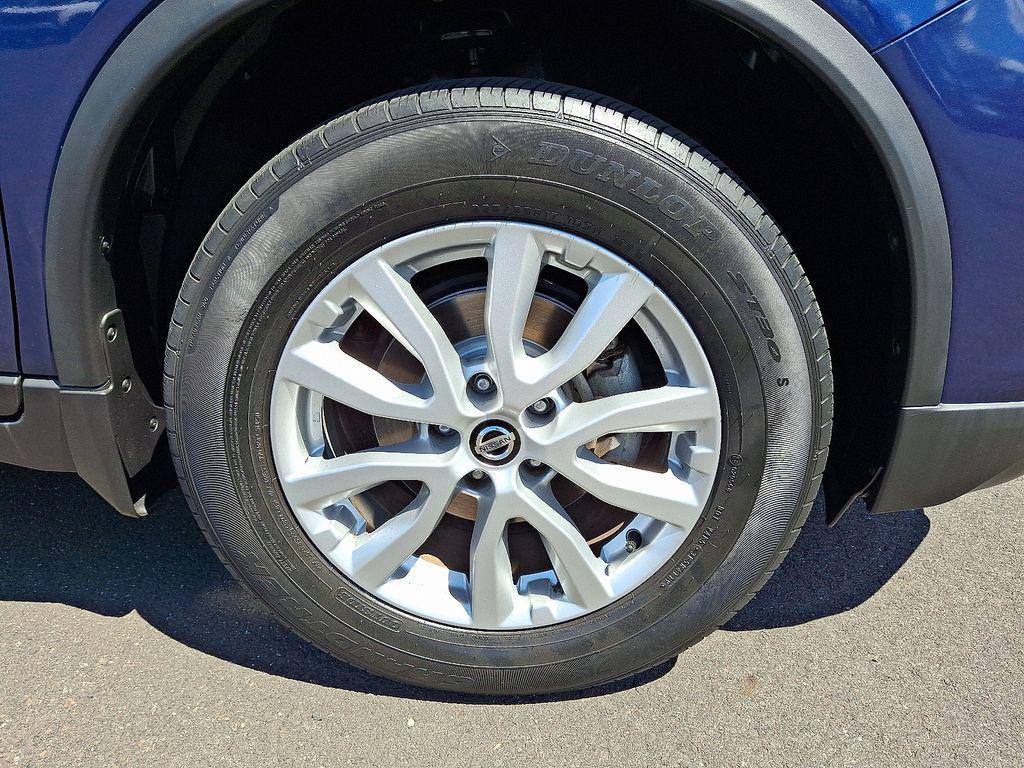 used 2020 Nissan Rogue car, priced at $19,877