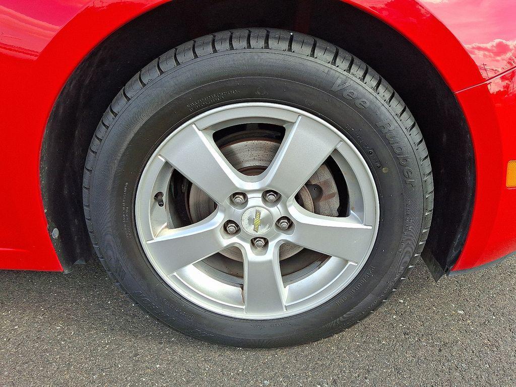 used 2015 Chevrolet Cruze car, priced at $9,625