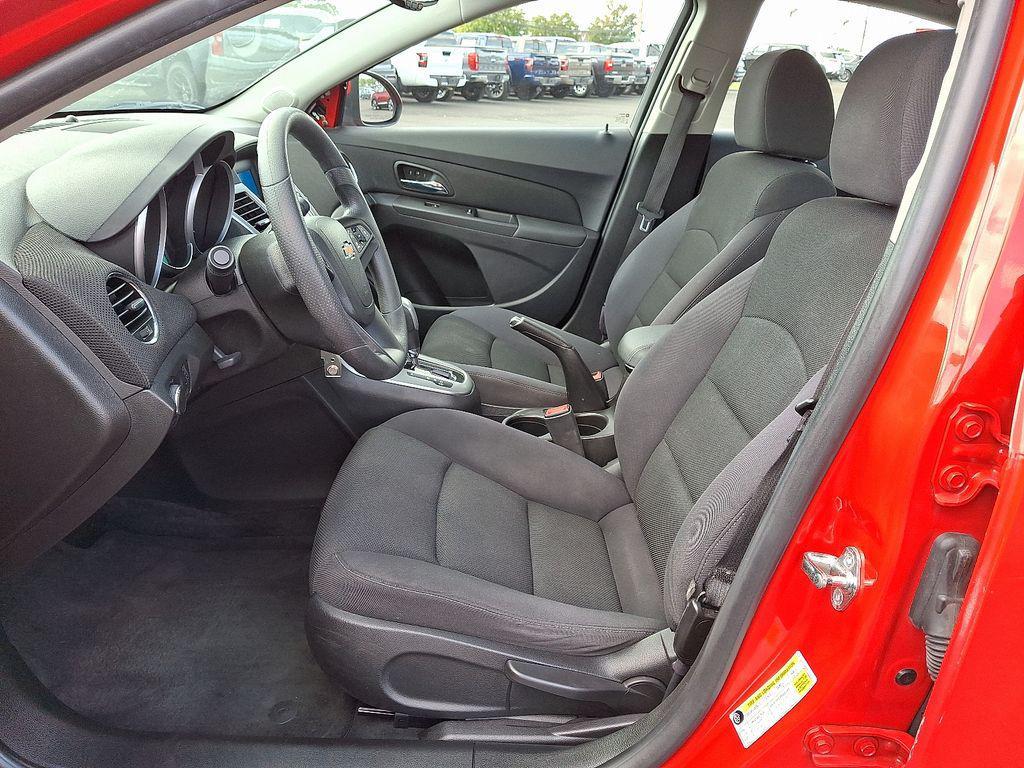 used 2015 Chevrolet Cruze car, priced at $9,625