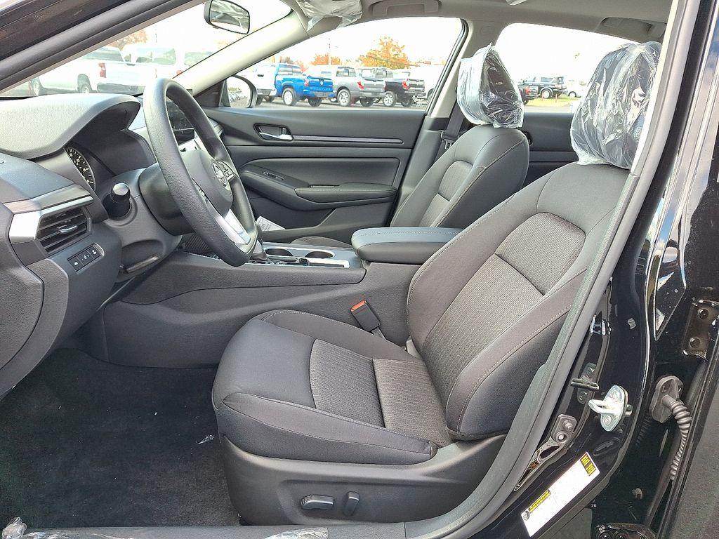 new 2025 Nissan Altima car, priced at $28,750