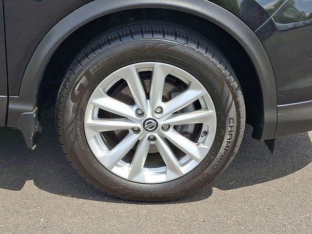 used 2019 Nissan Rogue Sport car, priced at $19,000