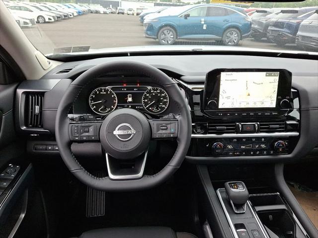 new 2025 Nissan Pathfinder car, priced at $50,300