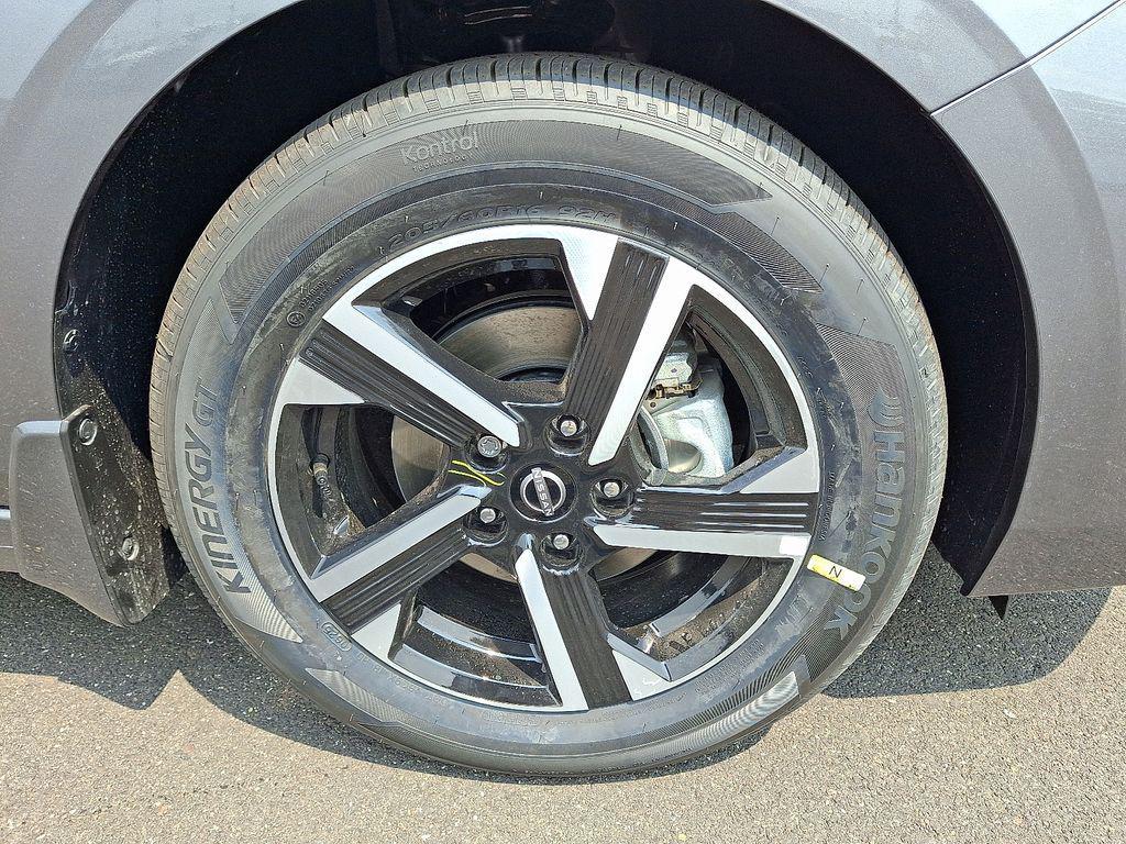 new 2025 Nissan Sentra car, priced at $24,130
