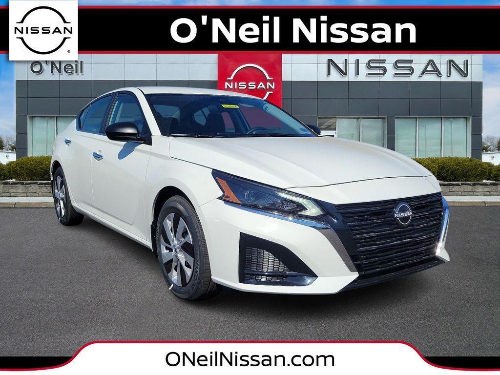 new 2025 Nissan Altima car, priced at $26,250