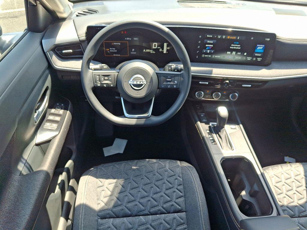 new 2025 Nissan Kicks car, priced at $26,410