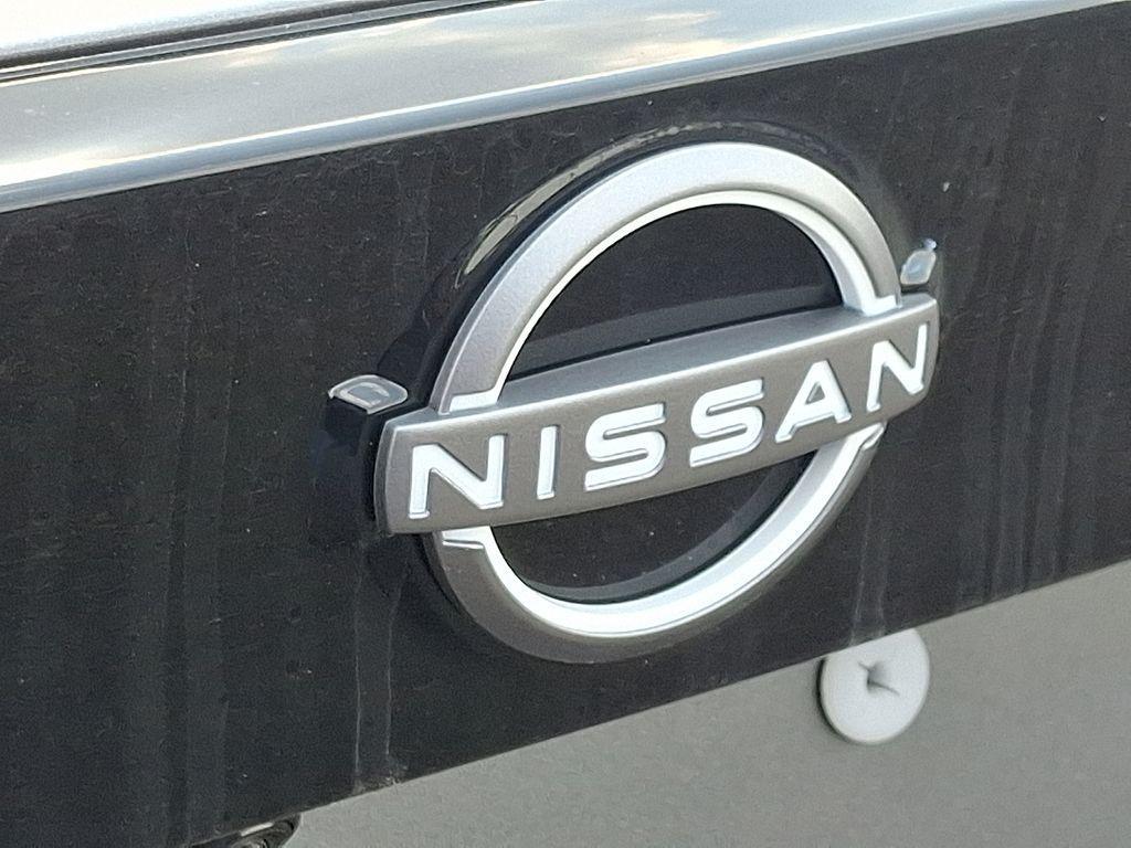 new 2025 Nissan Kicks car, priced at $25,410