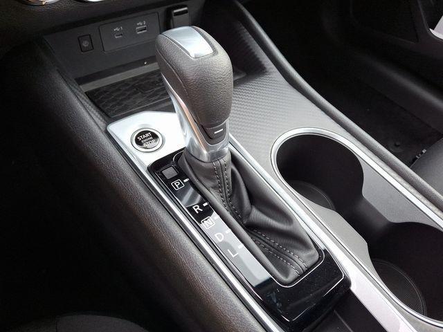 new 2025 Nissan Altima car, priced at $27,924