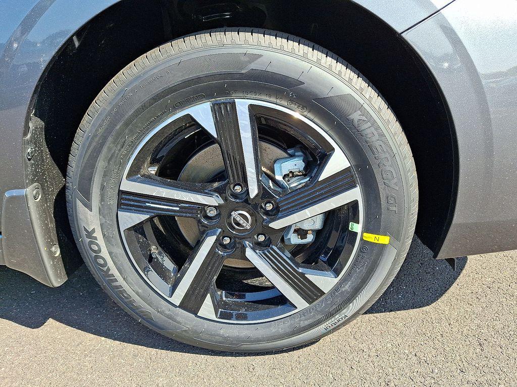 new 2025 Nissan Sentra car, priced at $24,005