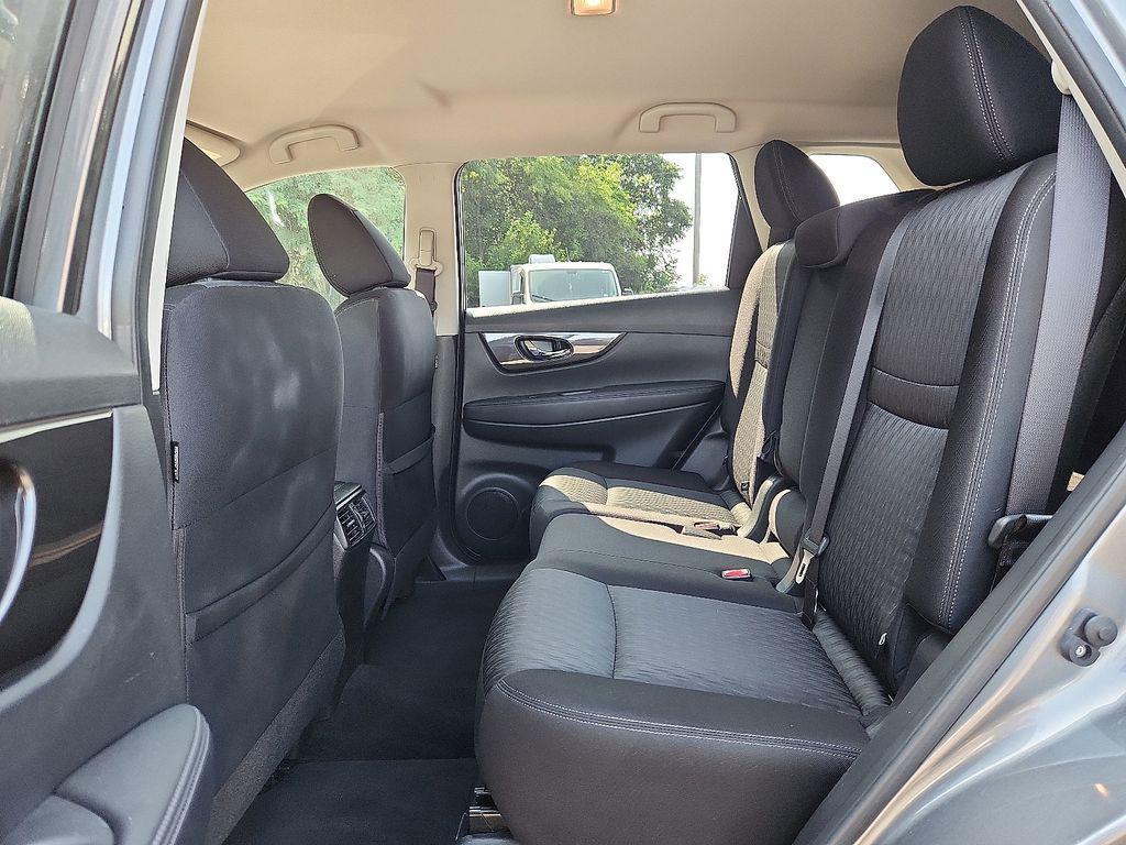 used 2019 Nissan Rogue car, priced at $17,908