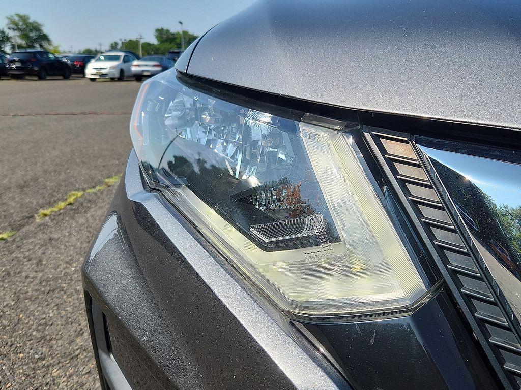 used 2019 Nissan Rogue car, priced at $17,908