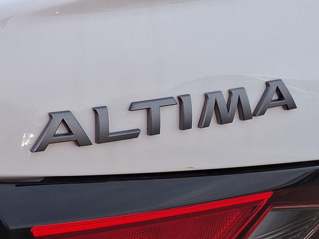 new 2025 Nissan Altima car, priced at $26,005