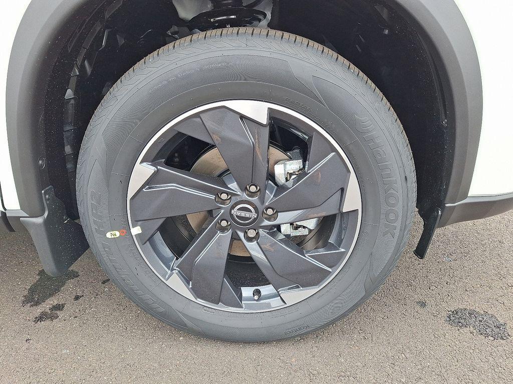 new 2026 Nissan Rogue car, priced at $31,050