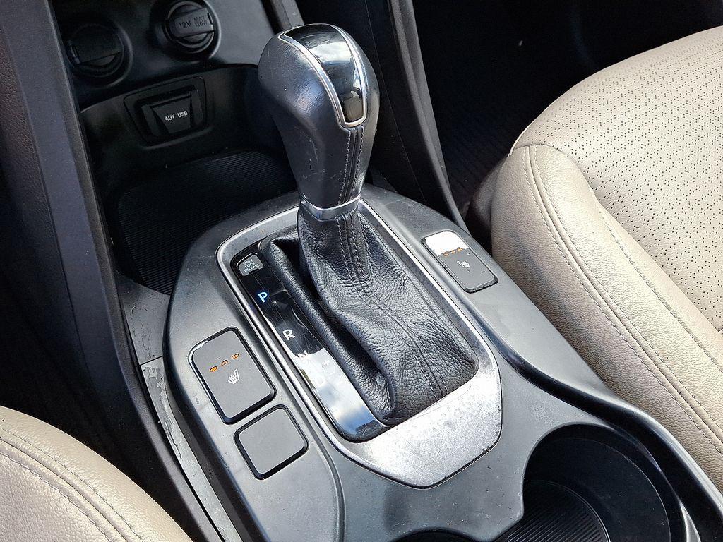 used 2013 Hyundai Santa Fe car, priced at $11,990
