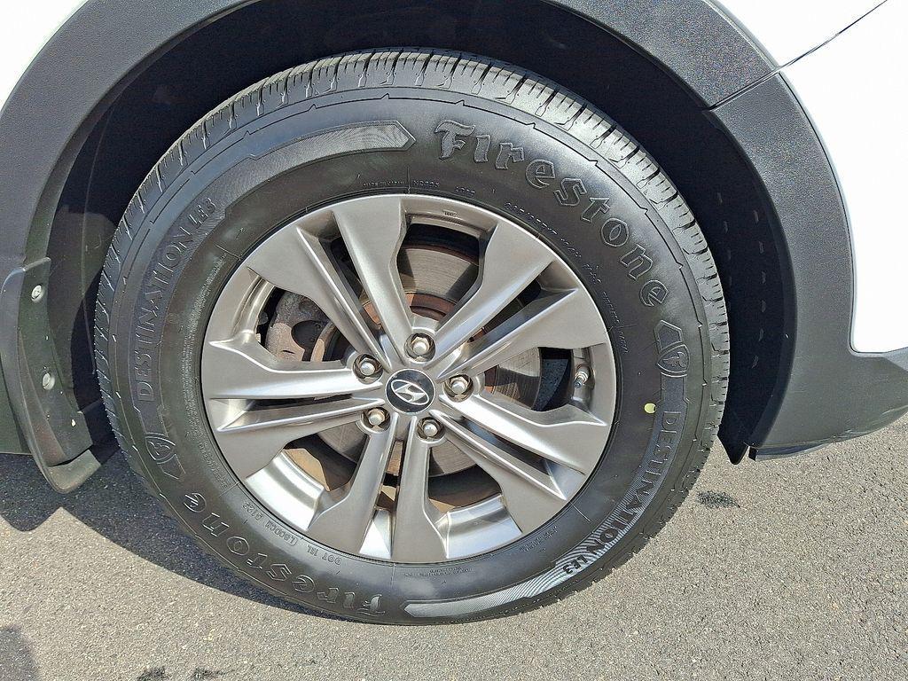 used 2013 Hyundai Santa Fe car, priced at $11,990