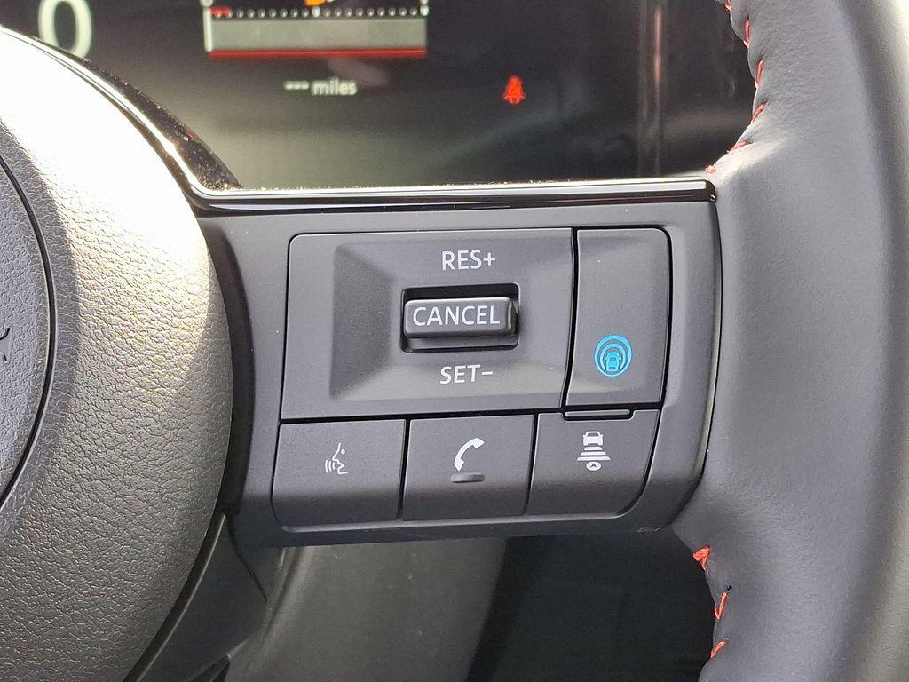 new 2025 Nissan Kicks car, priced at $29,440