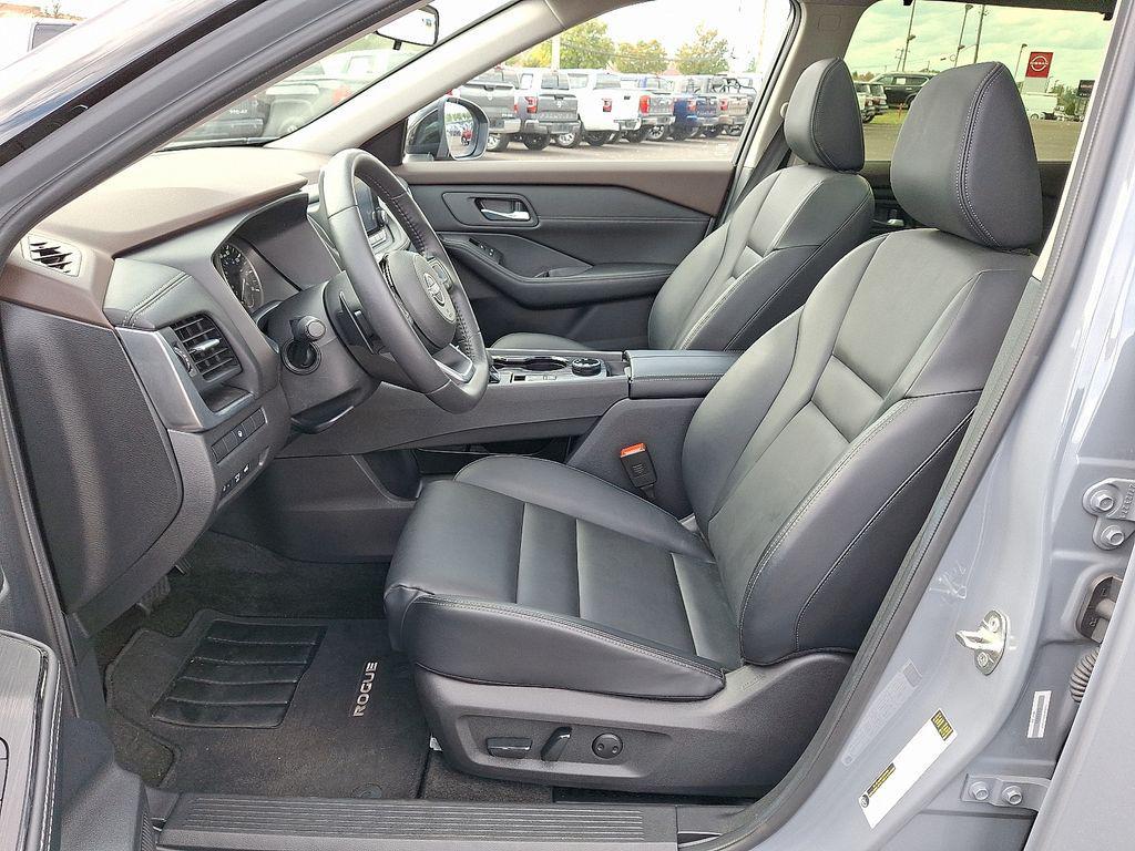 used 2023 Nissan Rogue car, priced at $26,479