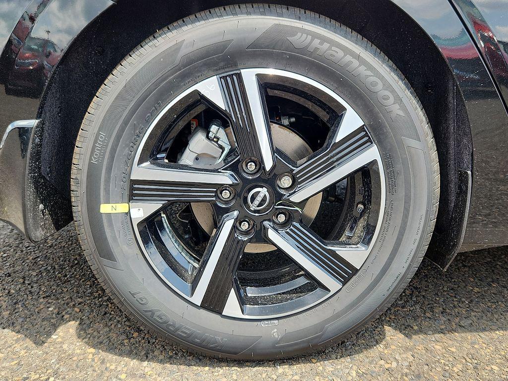 new 2025 Nissan Sentra car, priced at $24,295
