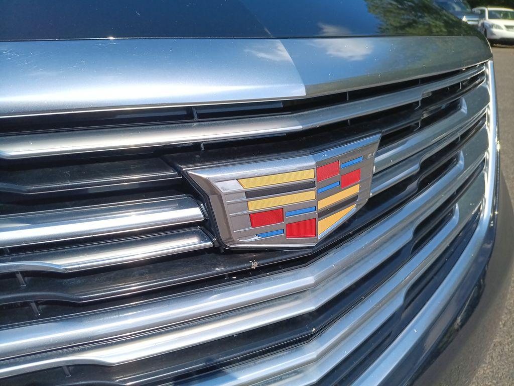 used 2018 Cadillac XT5 car, priced at $20,227
