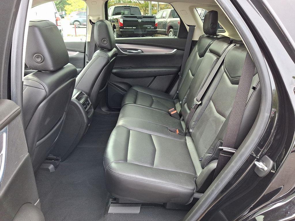 used 2018 Cadillac XT5 car, priced at $17,000