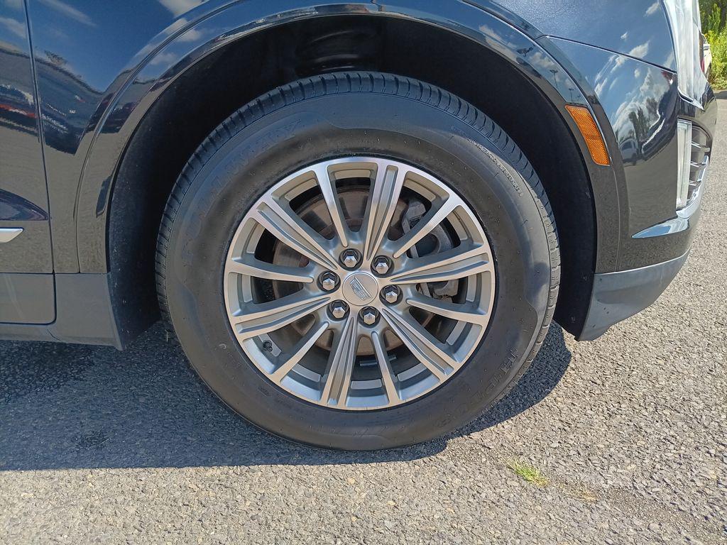 used 2018 Cadillac XT5 car, priced at $20,227