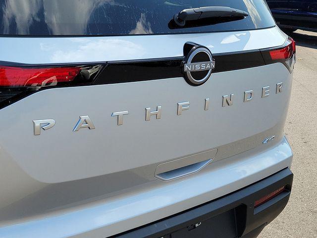 new 2024 Nissan Pathfinder car, priced at $40,480