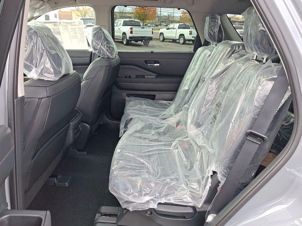 new 2025 Nissan Pathfinder car, priced at $46,510