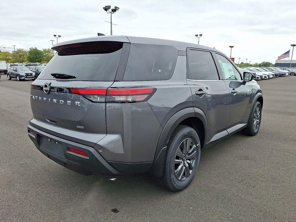 new 2025 Nissan Pathfinder car, priced at $33,360