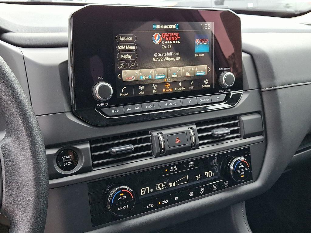 new 2025 Nissan Pathfinder car, priced at $33,360