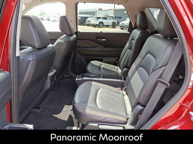 used 2023 Nissan Pathfinder car, priced at $39,400