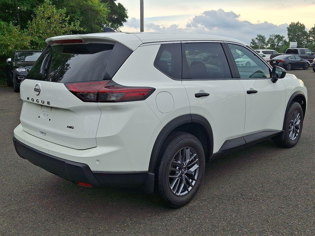 used 2024 Nissan Rogue car, priced at $23,779