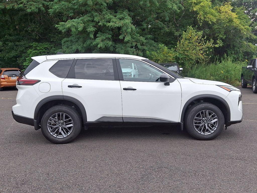 used 2024 Nissan Rogue car, priced at $23,779
