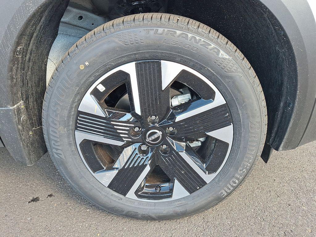 new 2026 Nissan Kicks car, priced at $28,690