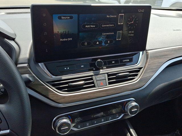 new 2025 Nissan Altima car, priced at $29,291