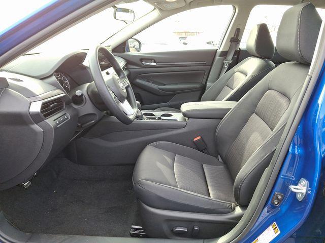 new 2025 Nissan Altima car, priced at $29,291