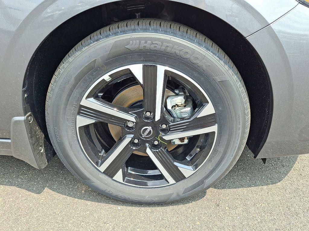 new 2025 Nissan Sentra car, priced at $24,295