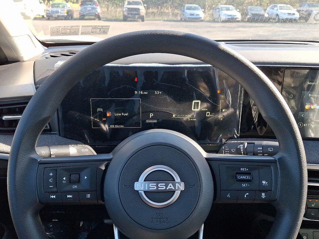new 2025 Nissan Kicks car, priced at $29,355