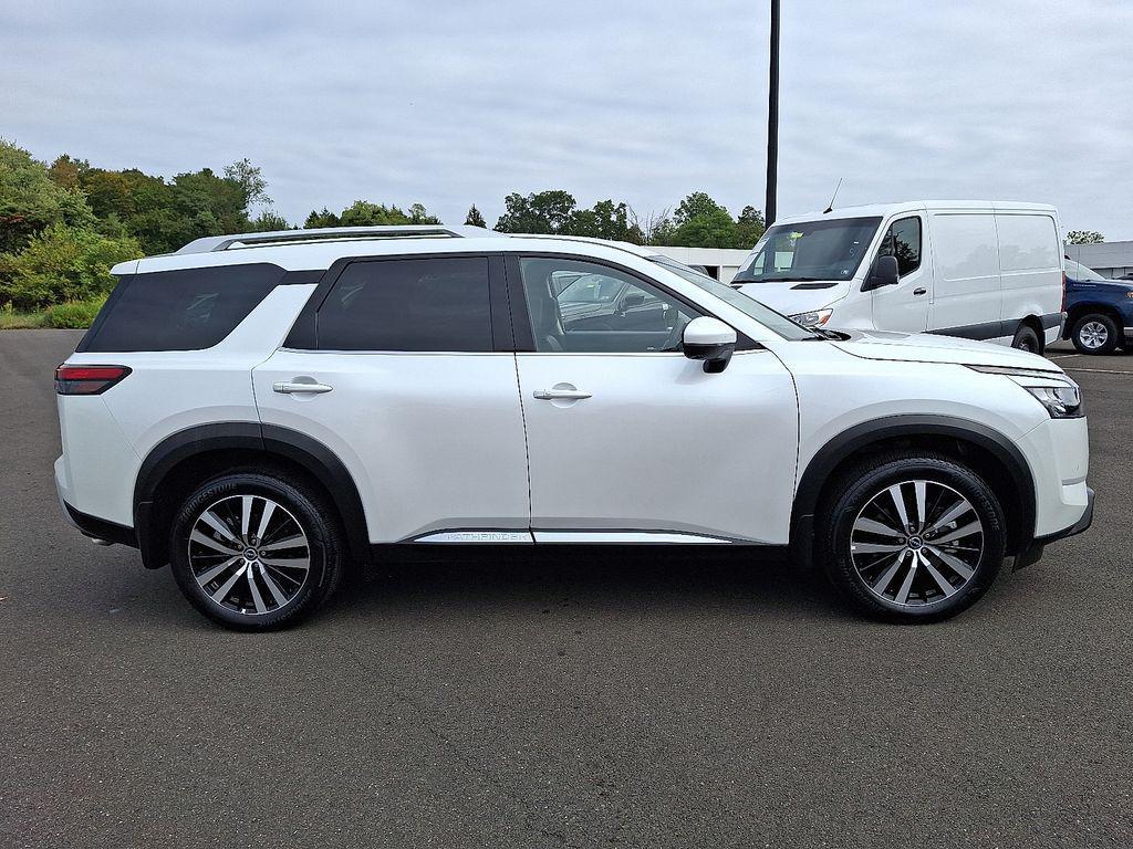 used 2025 Nissan Pathfinder car, priced at $45,900