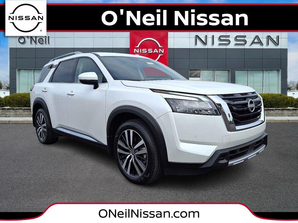used 2025 Nissan Pathfinder car, priced at $45,900