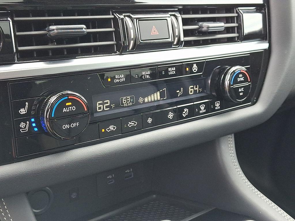 used 2025 Nissan Pathfinder car, priced at $45,900