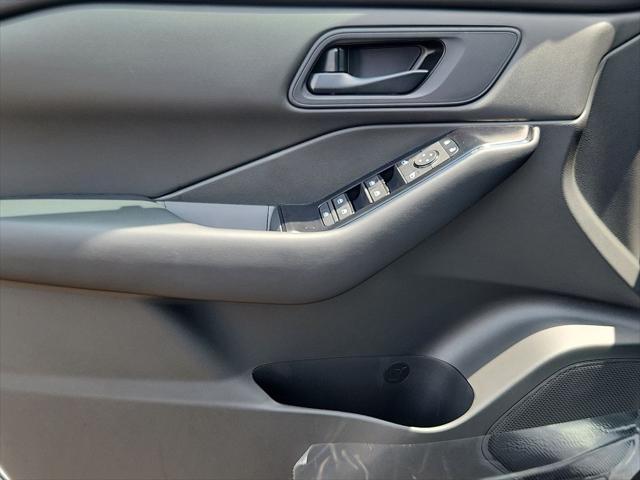 new 2025 Nissan Rogue car, priced at $30,650