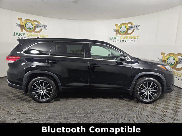 used 2018 Toyota Highlander car, priced at $22,900