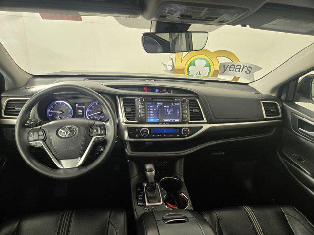 used 2018 Toyota Highlander car, priced at $22,900
