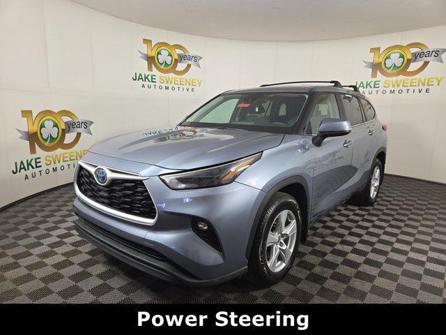 used 2023 Toyota Highlander Hybrid car, priced at $35,900